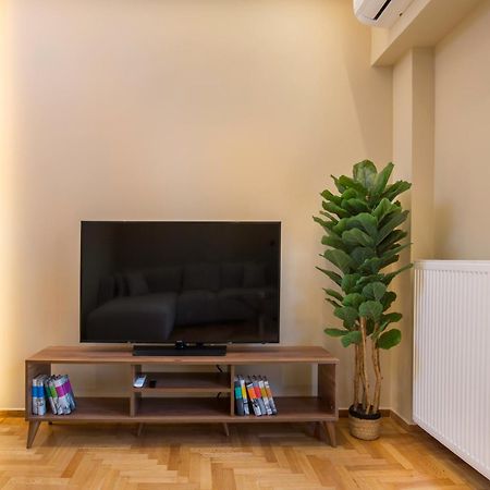 Urban Spacious Apartment Near Kallimarmaron Афины Экстерьер фото