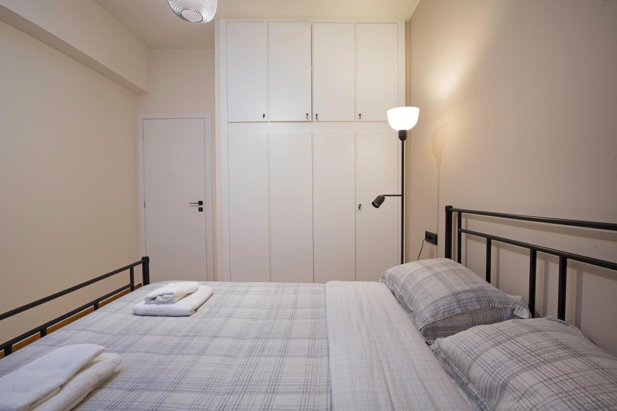 Urban Spacious Apartment Near Kallimarmaron Афины Экстерьер фото