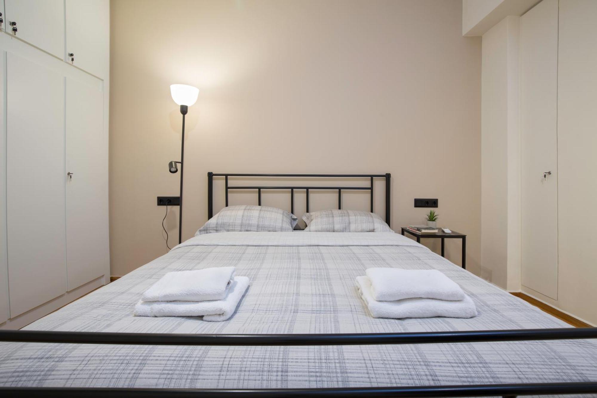 Urban Spacious Apartment Near Kallimarmaron Афины Экстерьер фото