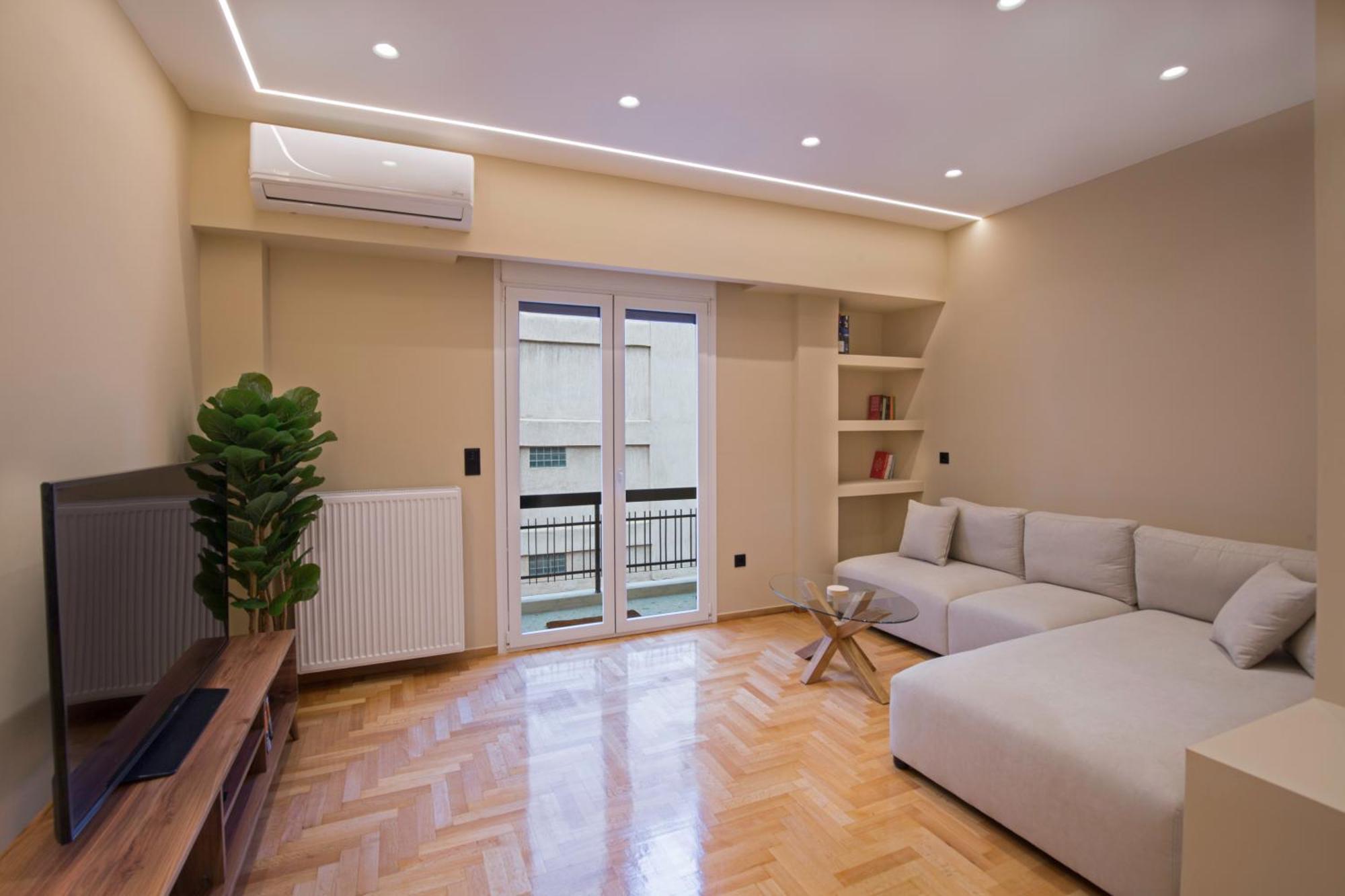 Urban Spacious Apartment Near Kallimarmaron Афины Экстерьер фото