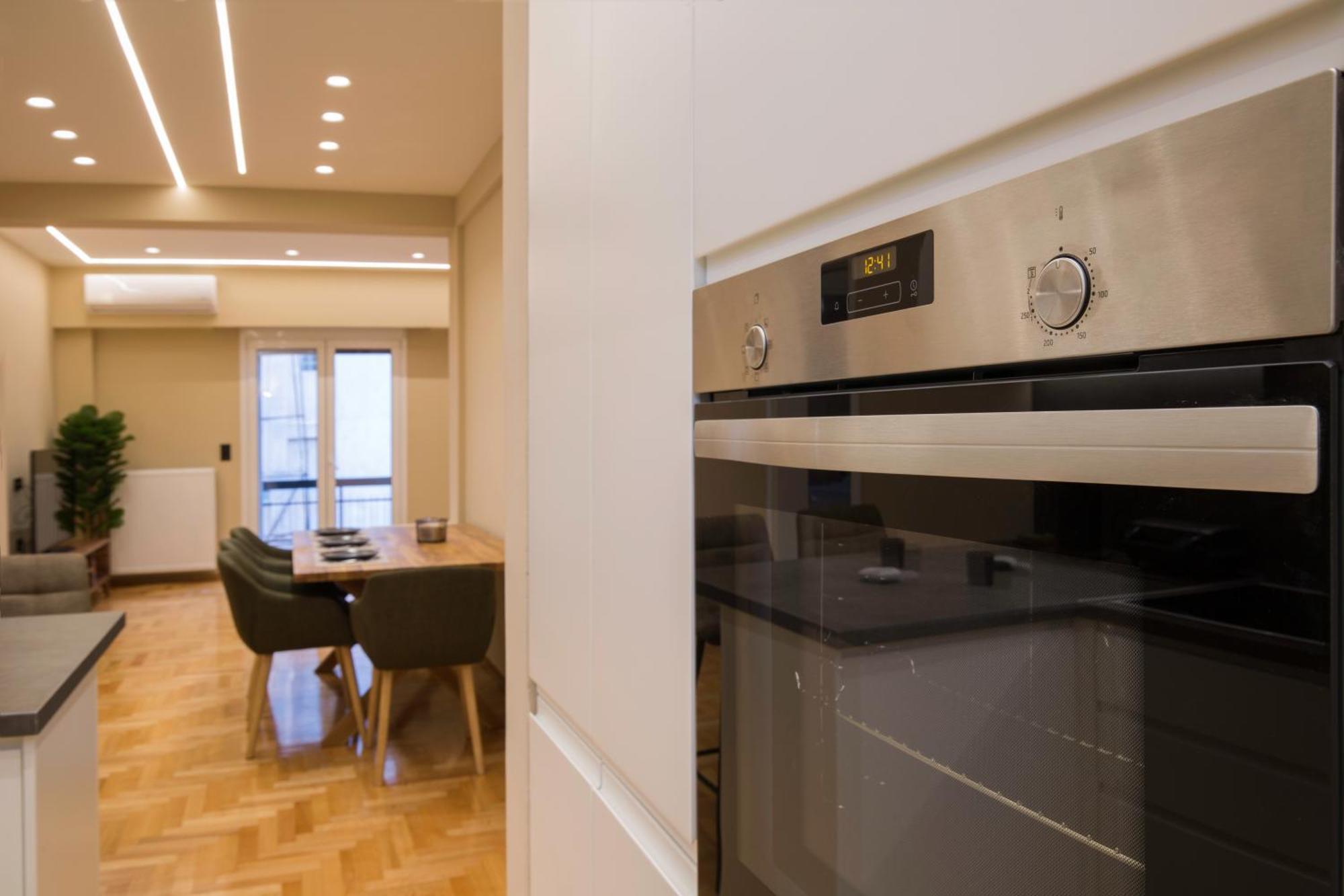 Urban Spacious Apartment Near Kallimarmaron Афины Экстерьер фото